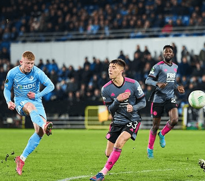 lol皮肤-英超清晨再迎强敌，夏洛特黄蜂状态回暖，主帅态度：话题不断，身体对抗强度拉满的简单介绍