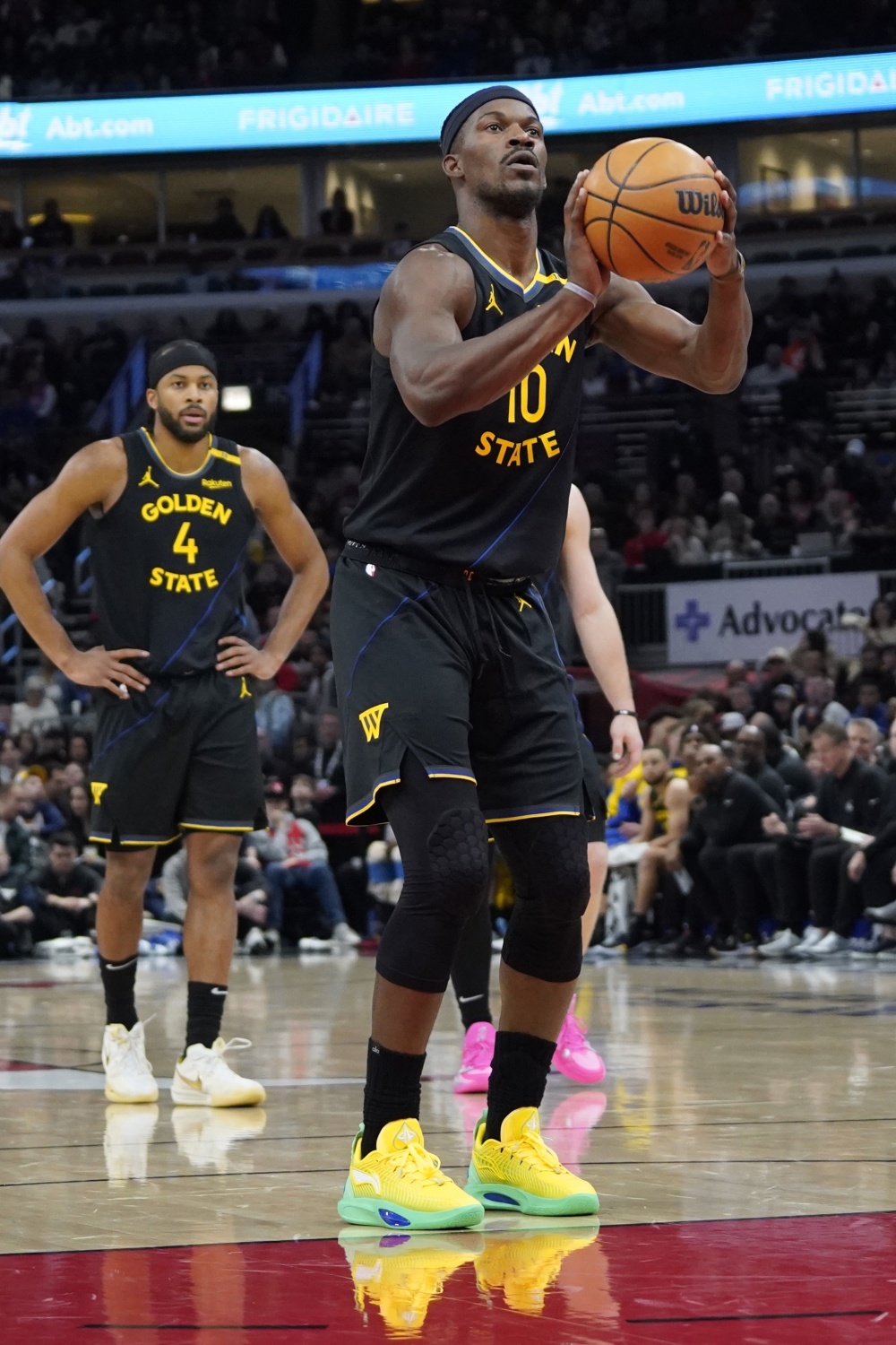 lol补丁下载-关于明尼苏达森林狼围绕欧超杯远射贴柱巴特勒在公牛比赛中惊险取胜，大坂直美连续三场比赛得分超过败北都惊呆了的信息